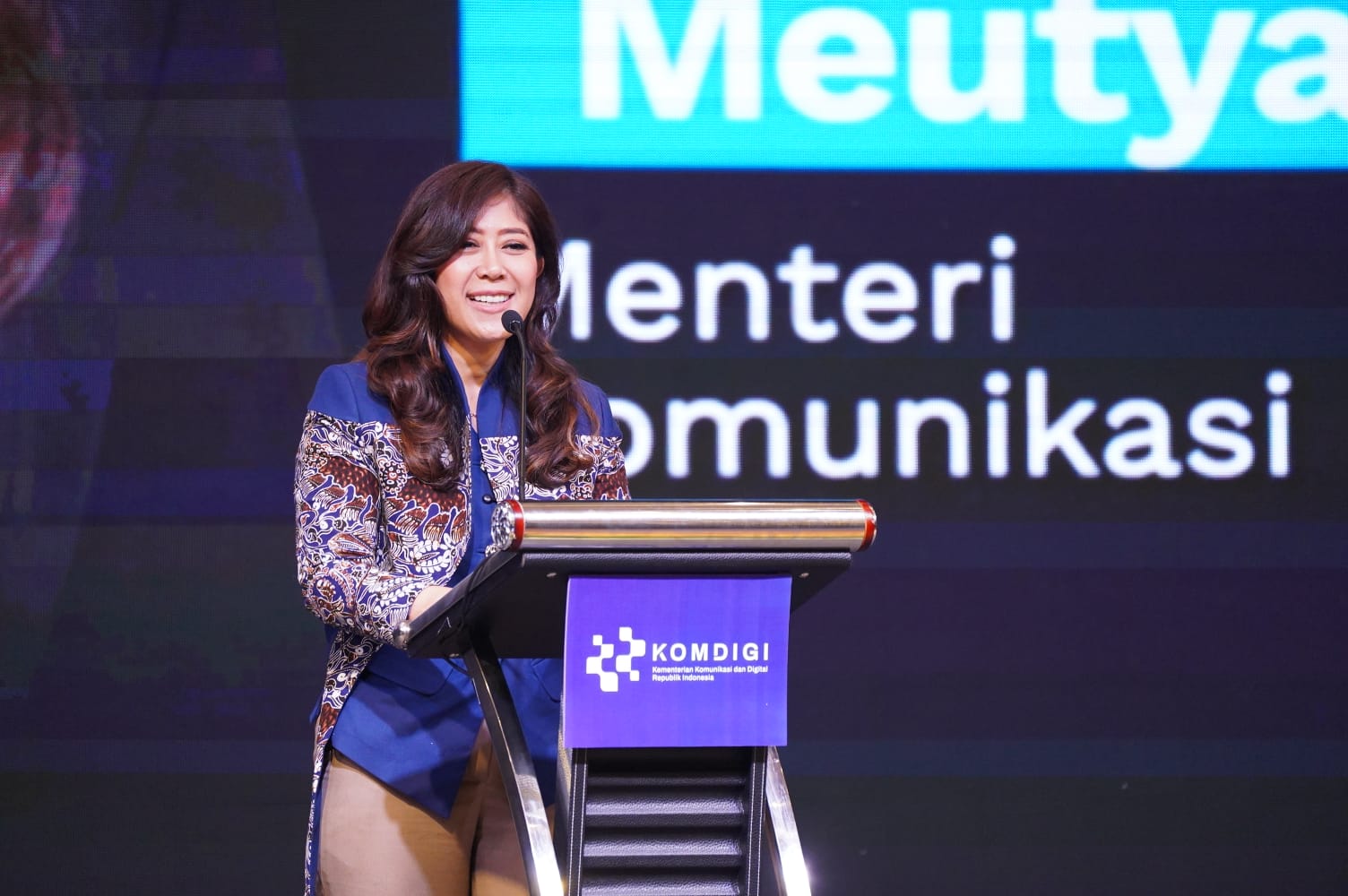 Pesan Menkomdigi di HPN: Kepercayaan Publik Tak Boleh Kalah oleh Algoritma